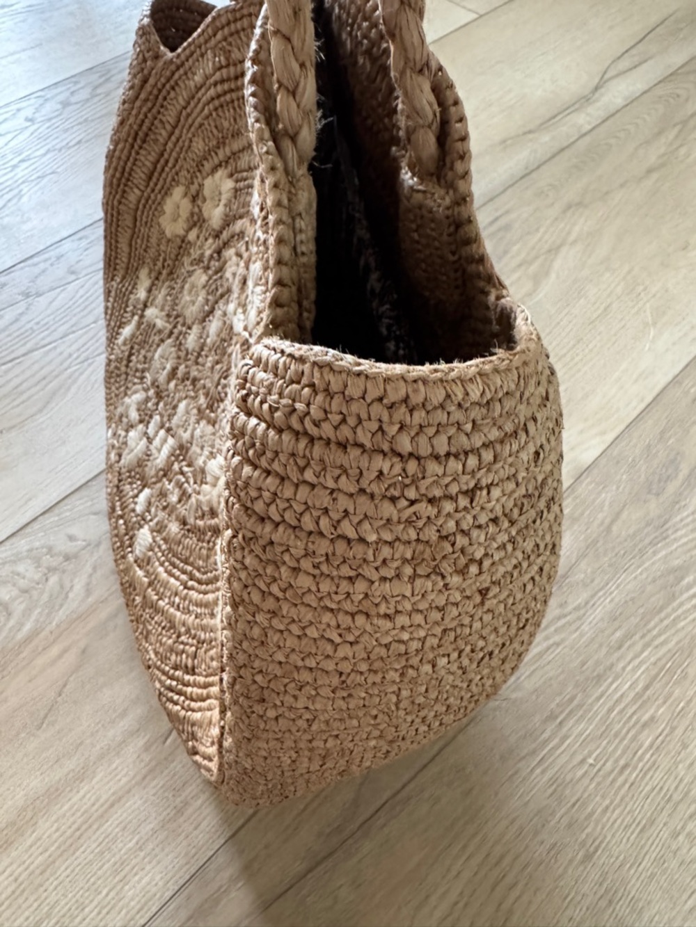 Sezane June Basket Natural Round Raffia Woven Tote Floral Embroidery - Picture 8 of 10